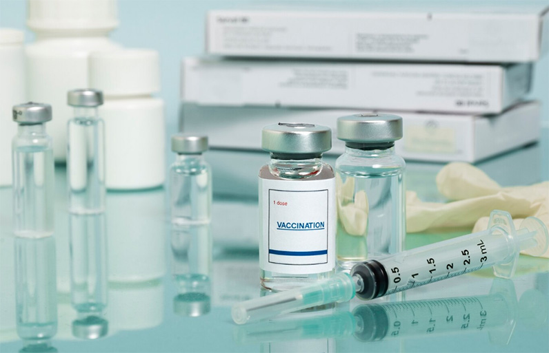 واکسیناسیون بزرگسالان