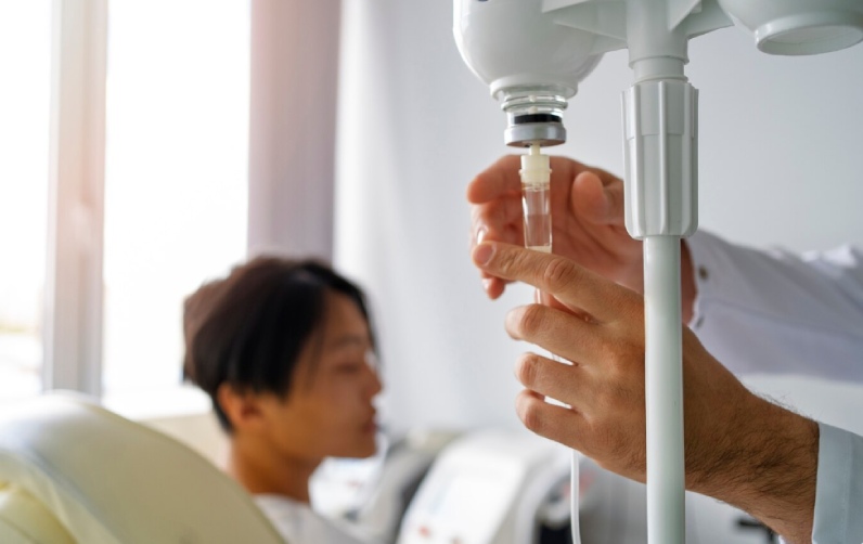 مراحل انجام سرم تراپی